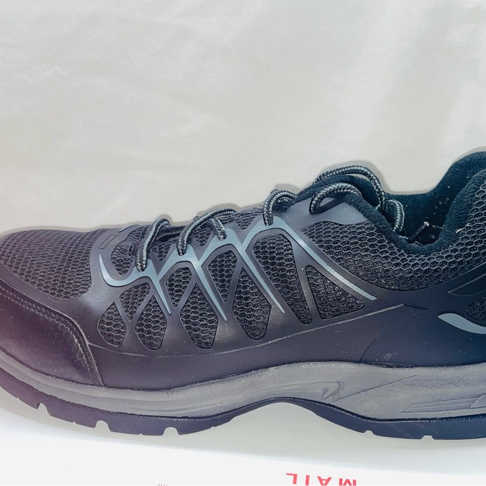 Men's Black Athletic Shoes